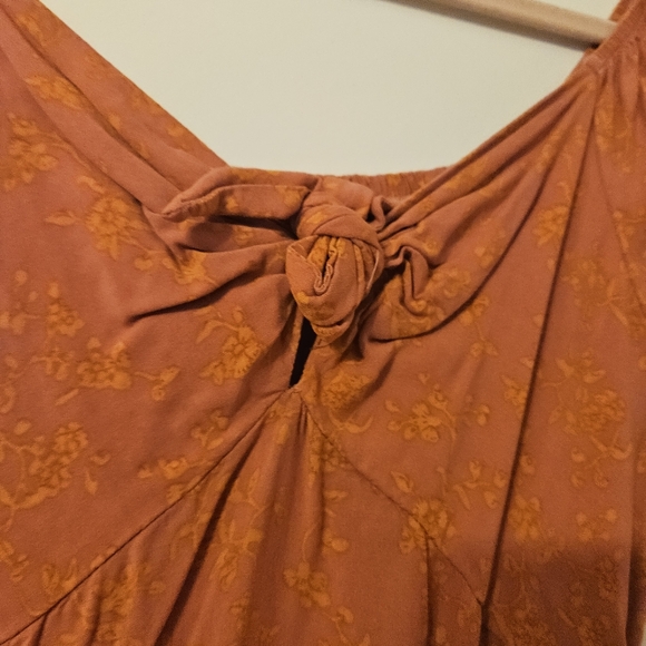 Mini Orange dress with pockets - Picture 4 of 8